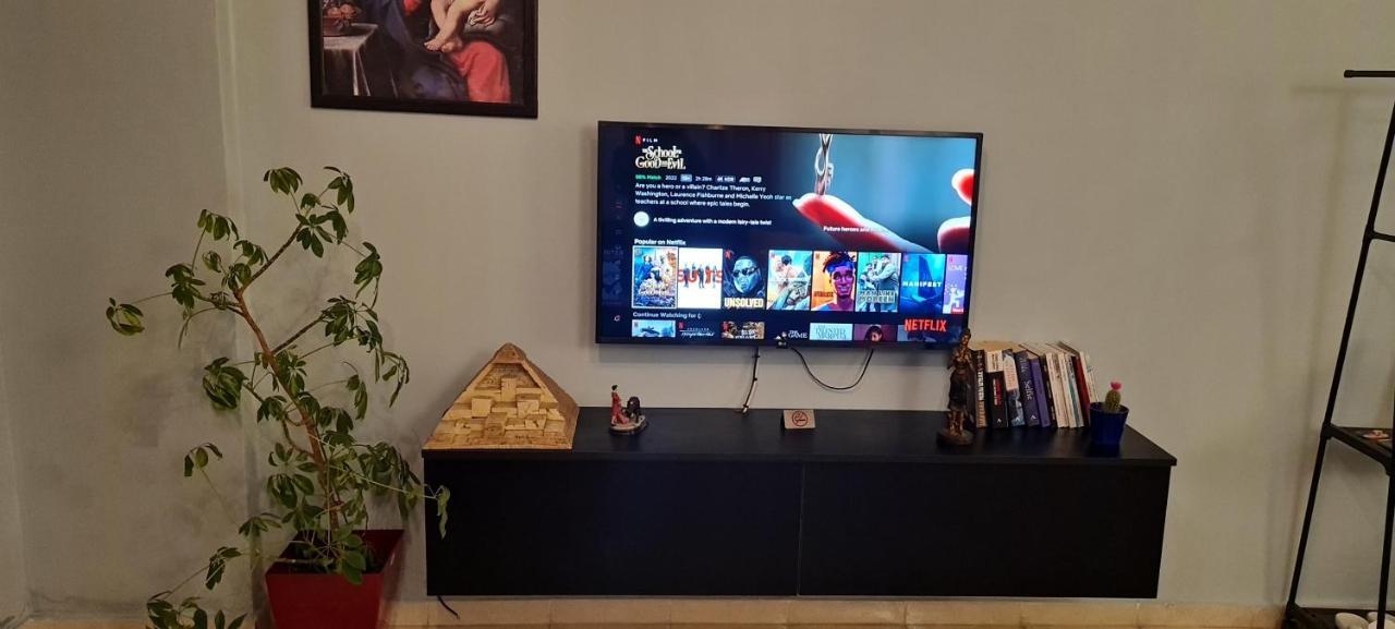 Parid Apartment